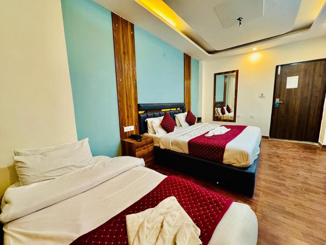 Royal Majestic View Point Lodge Manali  Exterior photo