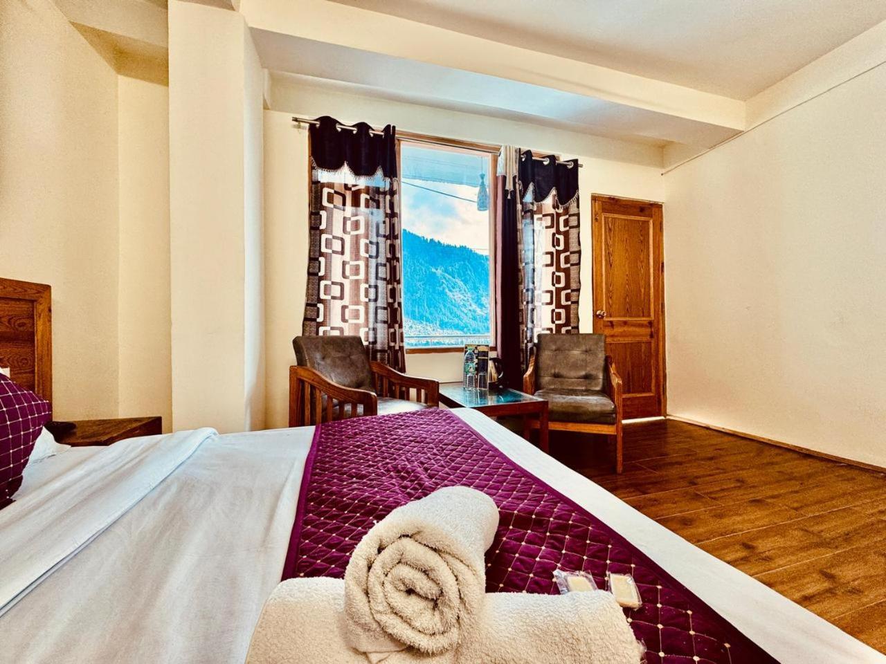 Royal Majestic View Point Lodge Manali  Exterior photo