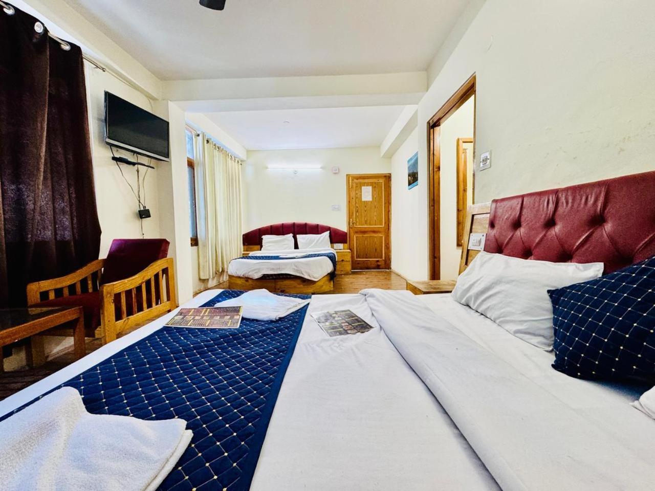 Royal Majestic View Point Lodge Manali  Exterior photo
