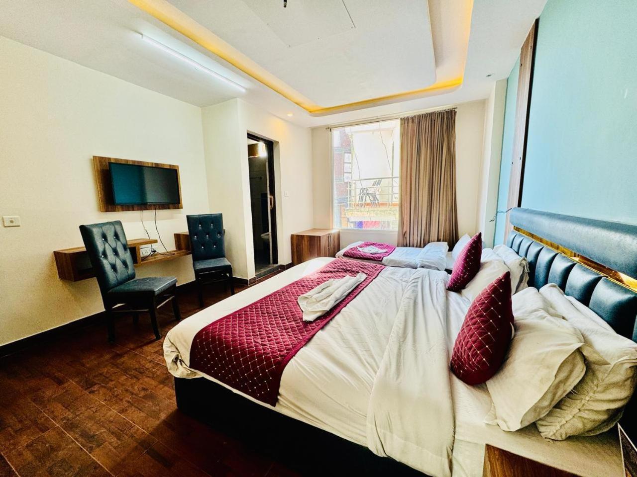 Royal Majestic View Point Lodge Manali  Exterior photo