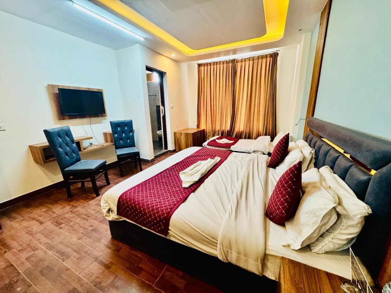 Royal Majestic View Point Lodge Manali  Exterior photo