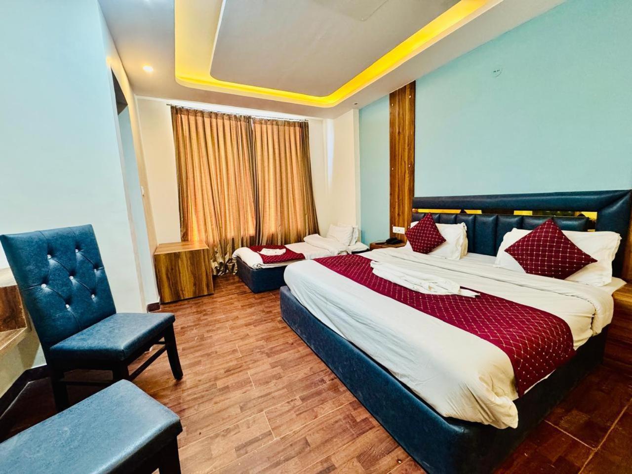 Royal Majestic View Point Lodge Manali  Exterior photo